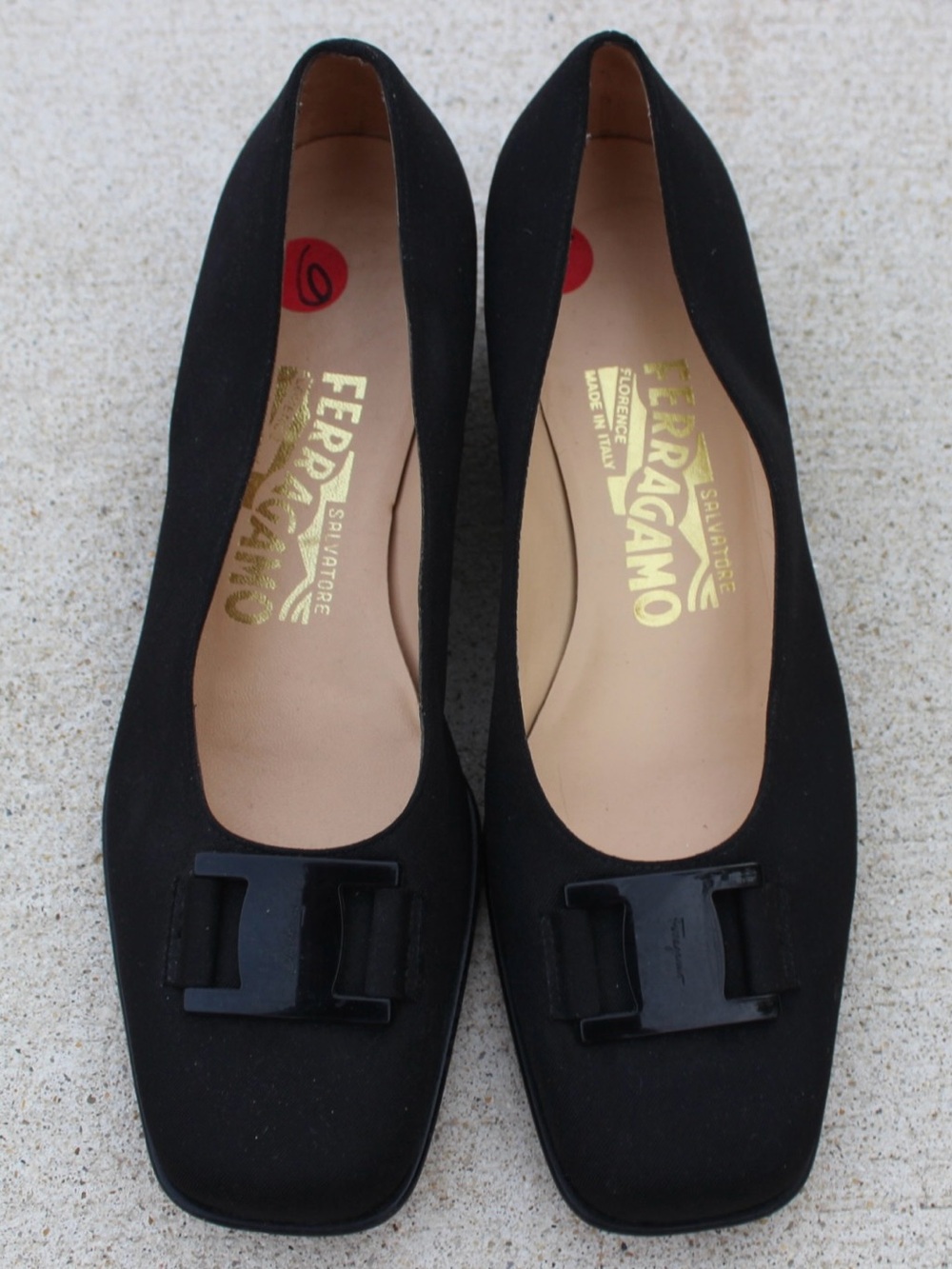 Black Salvatore Ferragamo Formal Pumps Sz 6